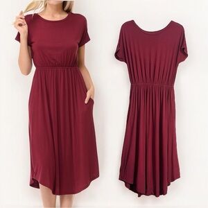 Short Sleeve Jersey Knit Midi Dress with Pockets Burgundy Size Small